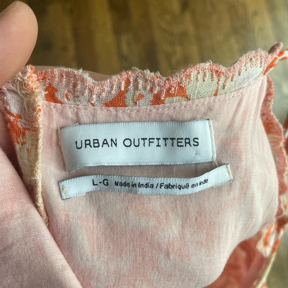 Dress - Picture 4 of 5